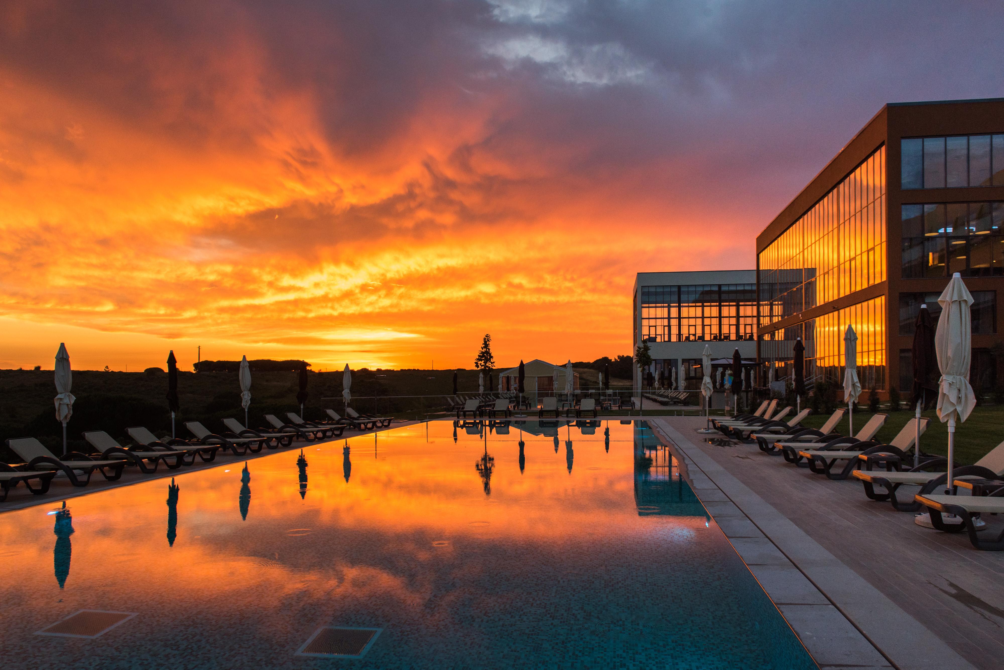 Vila Gale Sintra Zewnętrze zdjęcie Sunset at the Hotel