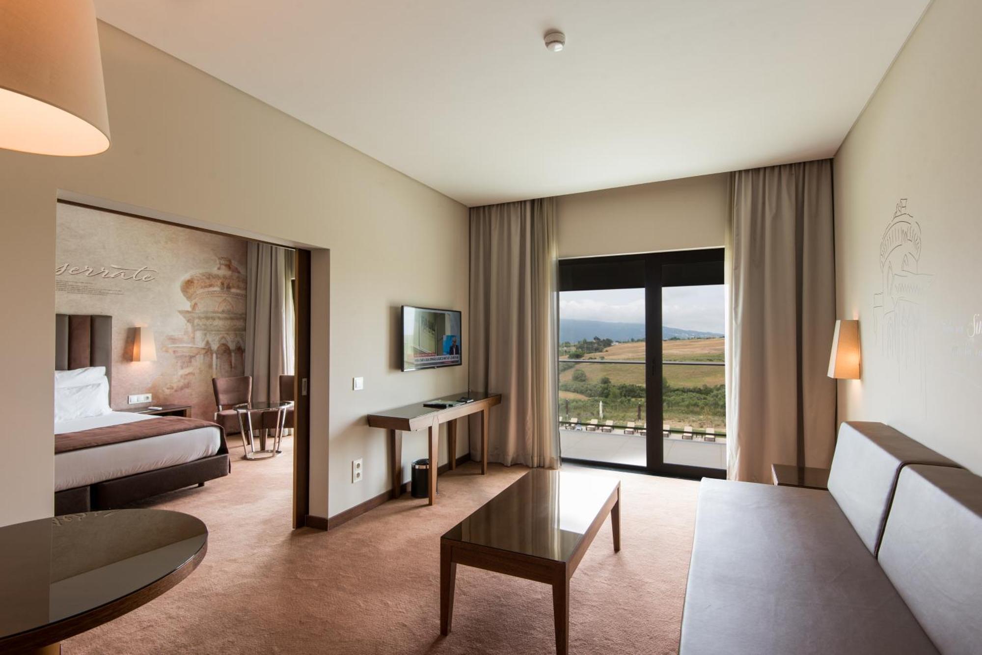 Vila Gale Sintra Pokój zdjęcie A suite at the hotel