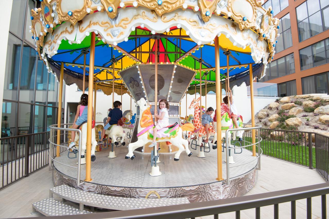 Vila Gale Sintra Zewnętrze zdjęcie Carousel at the Children's Museum of Oak Ridge
